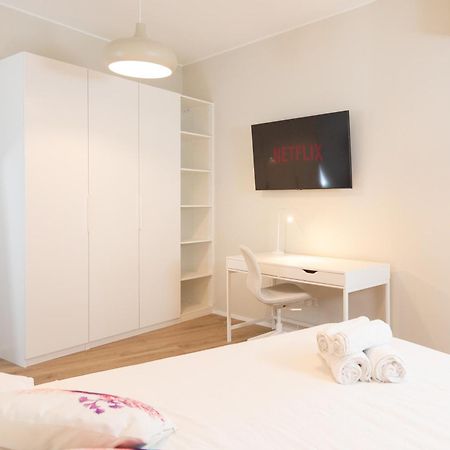 Dreams Exclusive Apartments With Terrace - Free Parking - M1 Station - Near Center 米兰 外观 照片